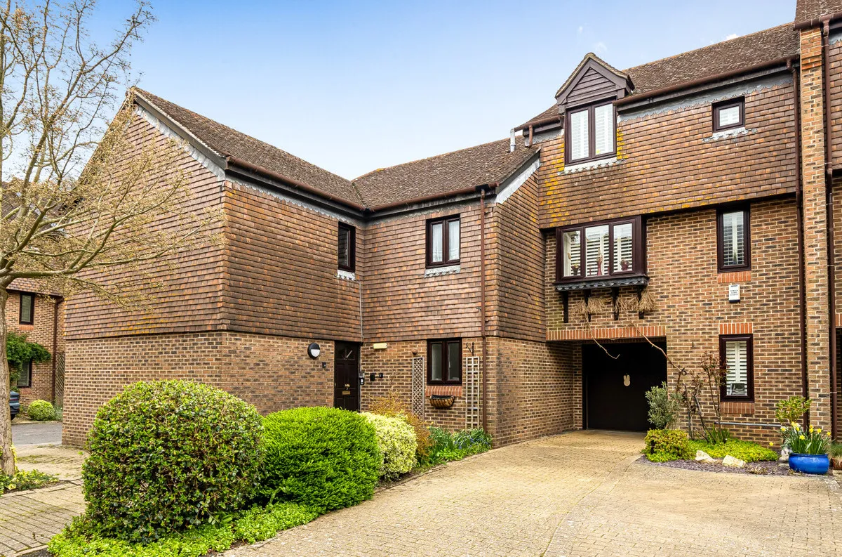 Pulborough, RH20 1RH, photo 13