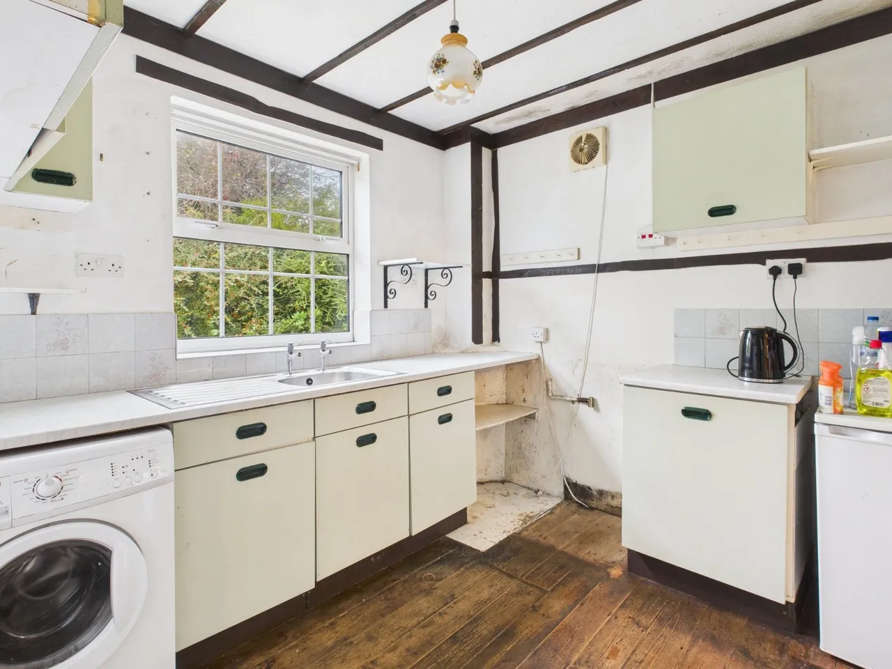 Lane End, Buckinghamshire, photo 5