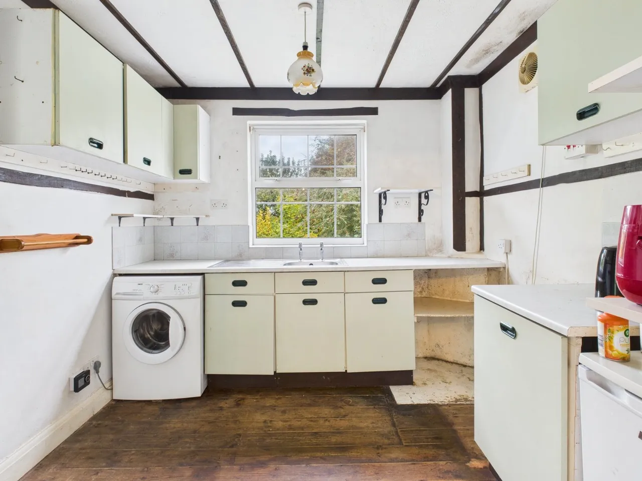 Lane End, Buckinghamshire, photo 11