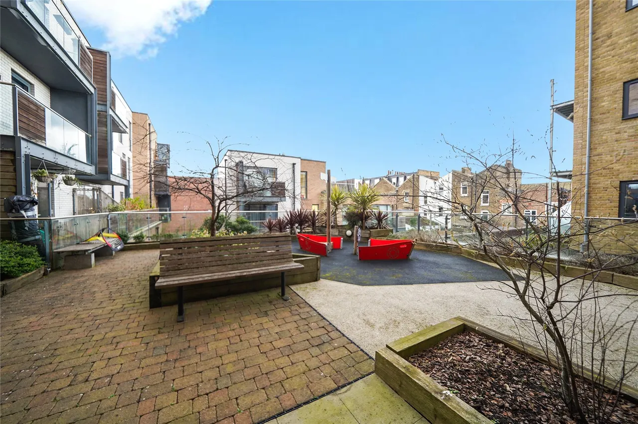 Queens Road, SE15, photo 7