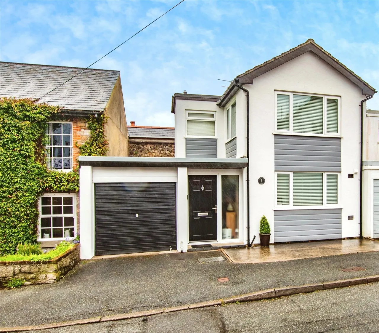 Rectory Court, St Johns Hill, SA70, photo 2