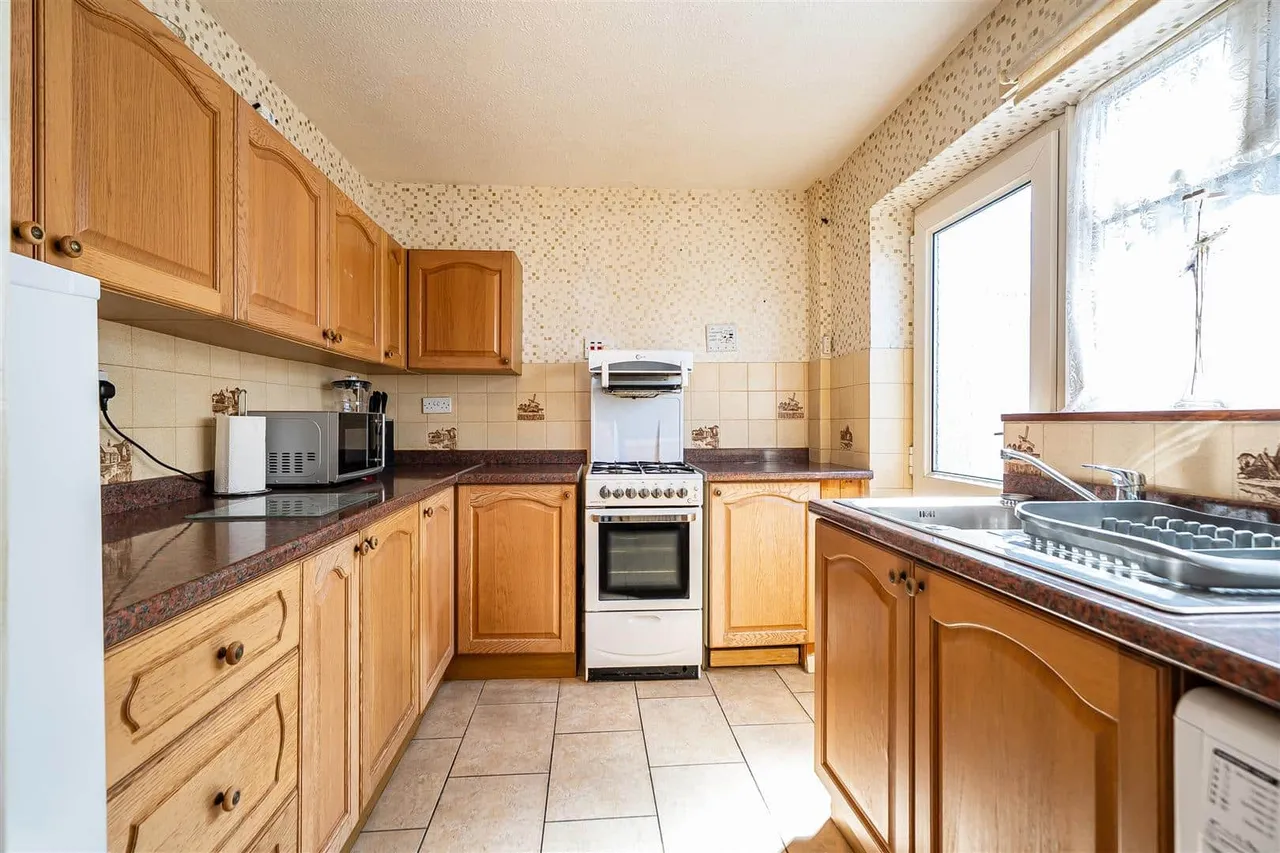 Nicholas Drive, Cliffsend, Ramsgate, Kent, CT12 5JS, photo 7