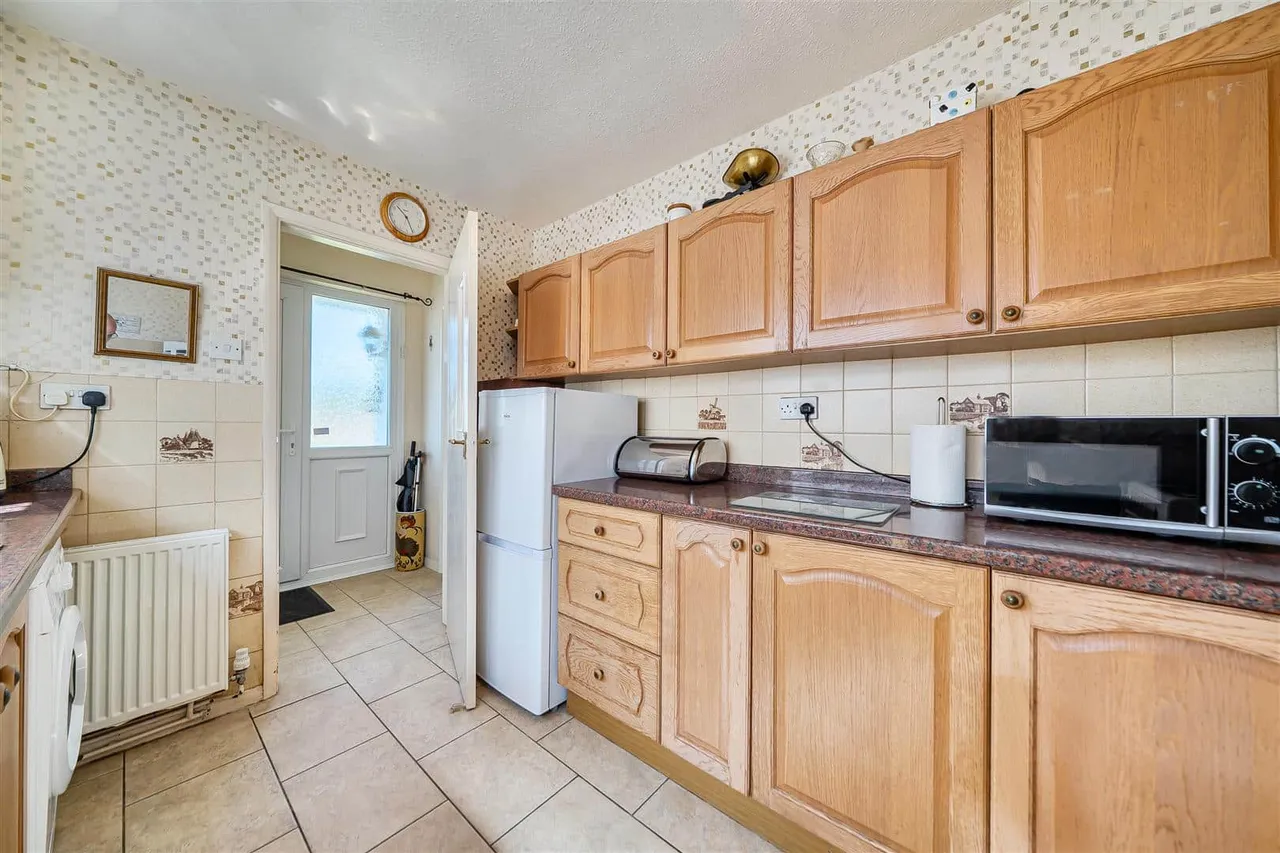 Nicholas Drive, Cliffsend, Ramsgate, Kent, CT12 5JS, photo 16