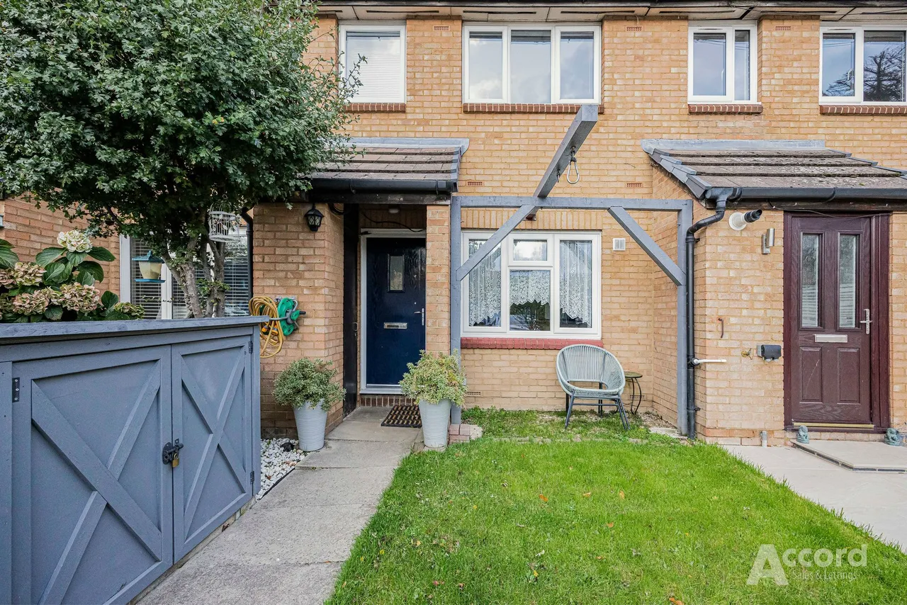 Columbine Way, Romford, RM3, photo 11