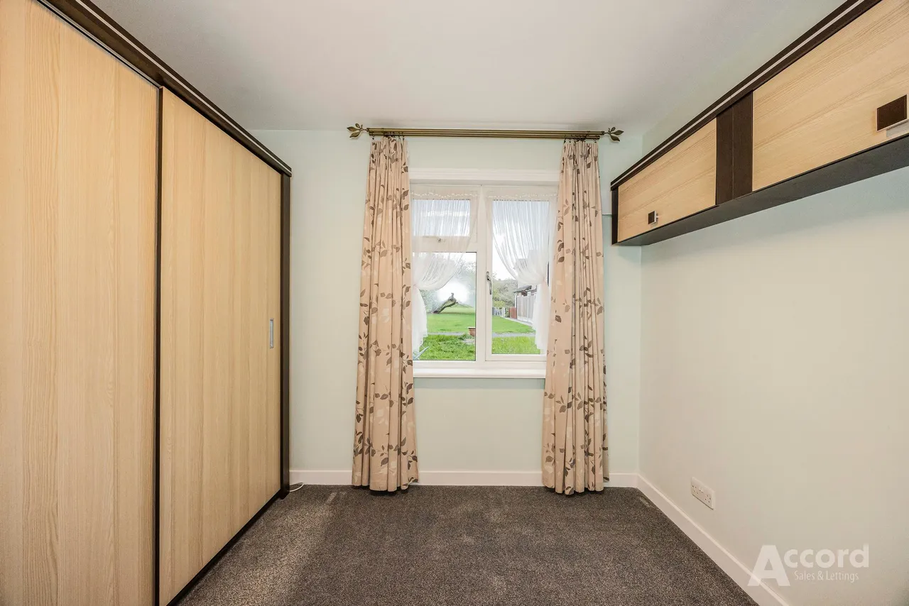 Columbine Way, Romford, RM3, photo 20