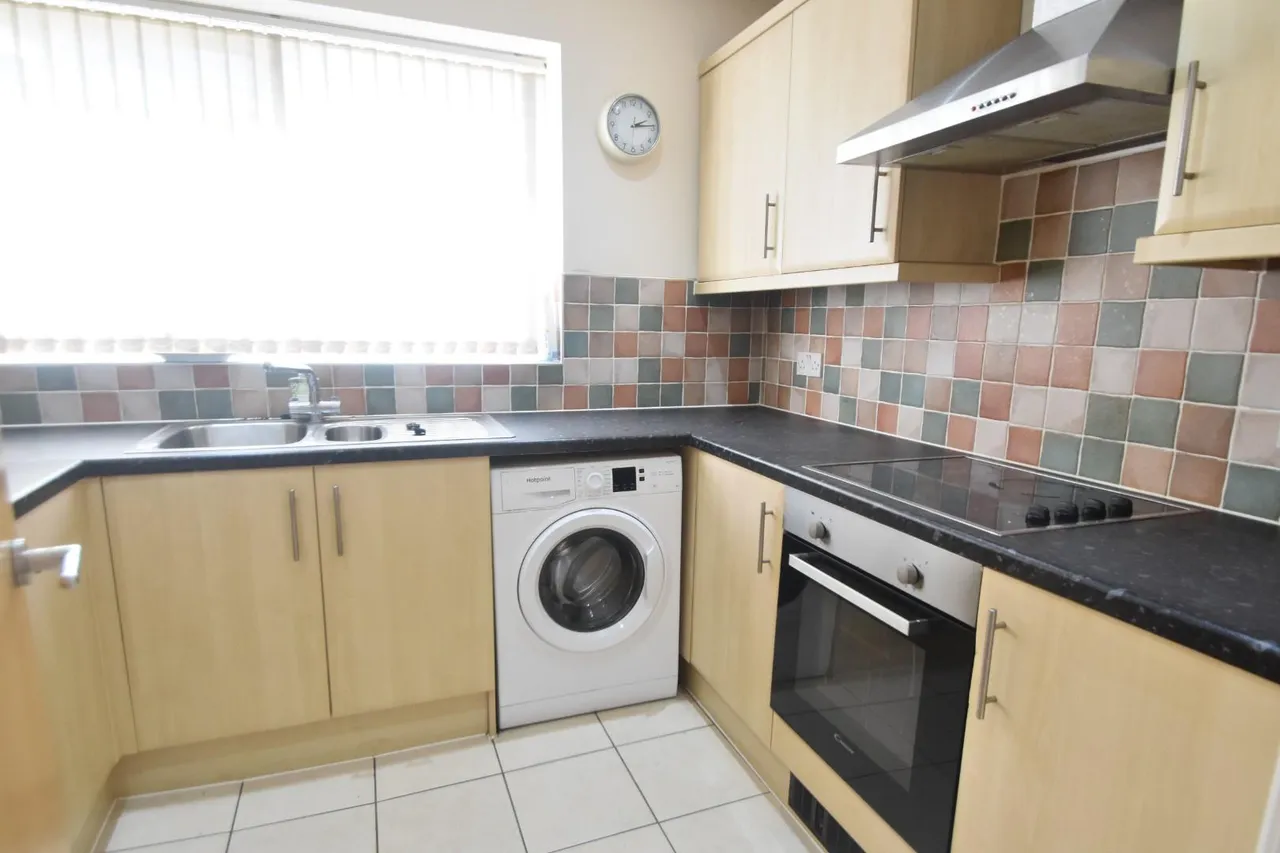 Walmersley Road, Bury, BL9 5DF, photo 14