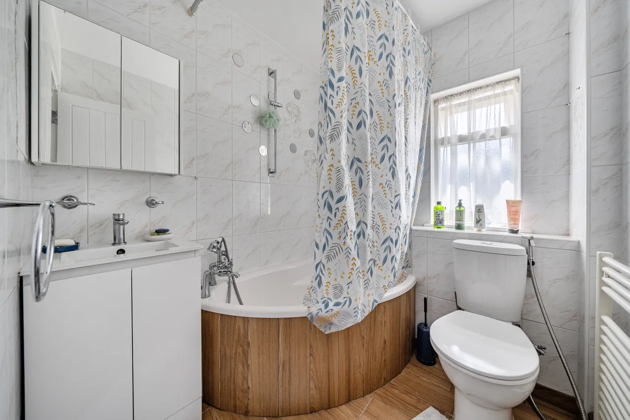 Manger Road, London, N7, photo 8