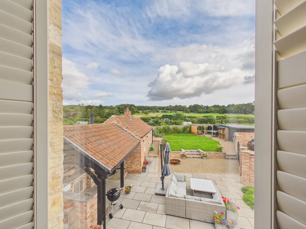Main Street, Brantingham, HU15, photo 2