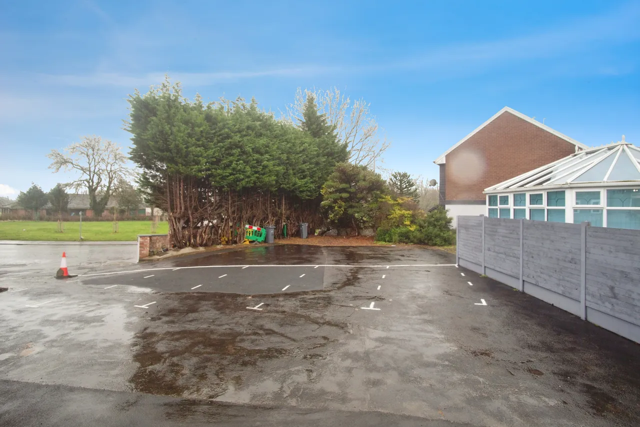 Nunfield Close, Manchester, M40, photo 14