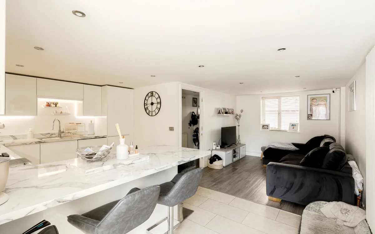 2 bed flat for sale, Pond Head Court, Pill, BS20
