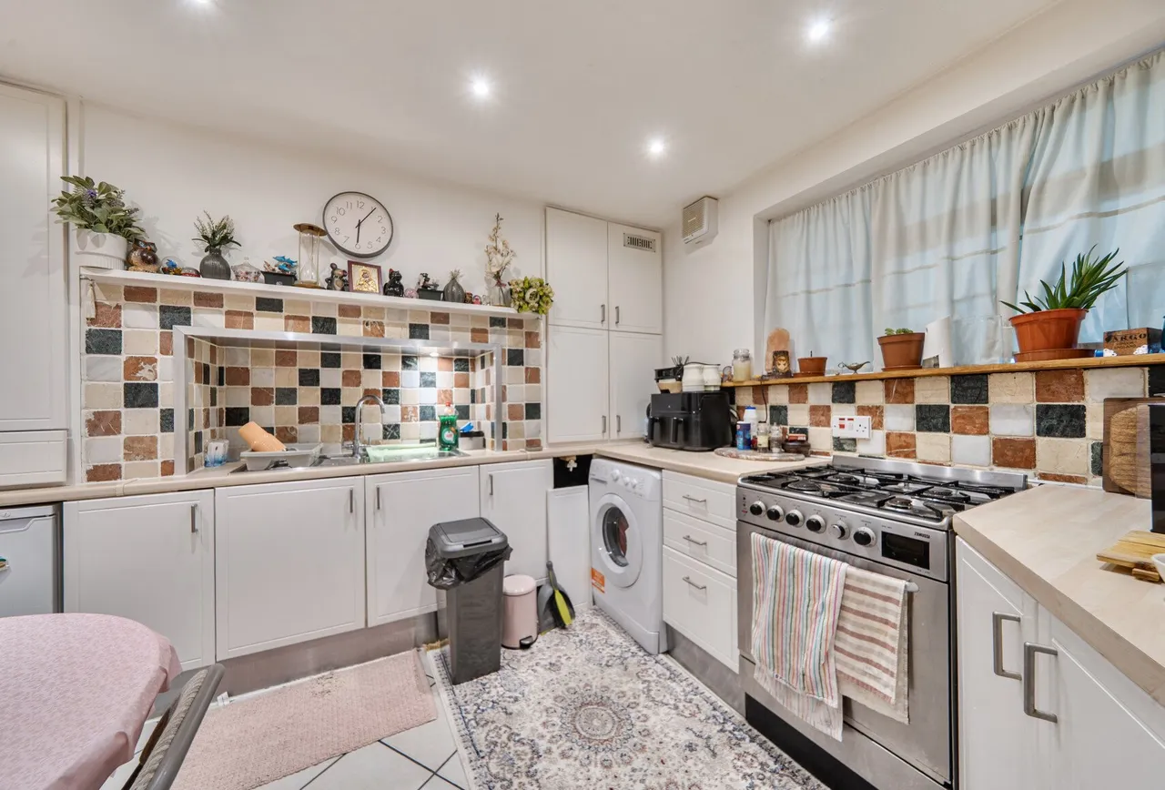 Kingsbury Road, London, NW9 9HH, photo 4