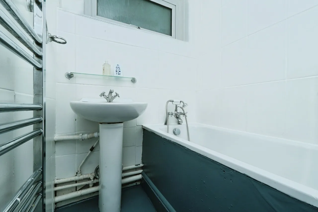 Southend Lane, London, SE6, photo 14