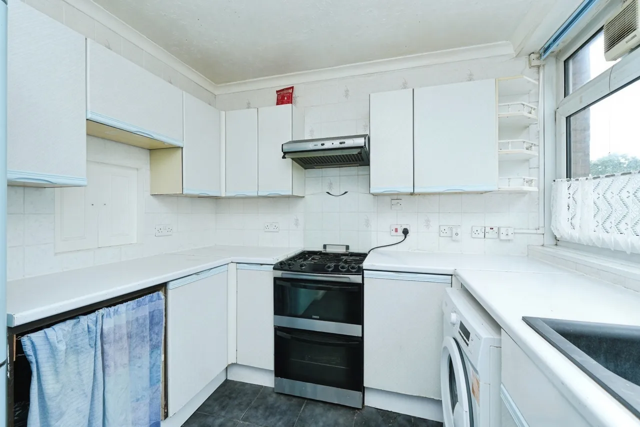 Southend Lane, London, SE6, photo 5