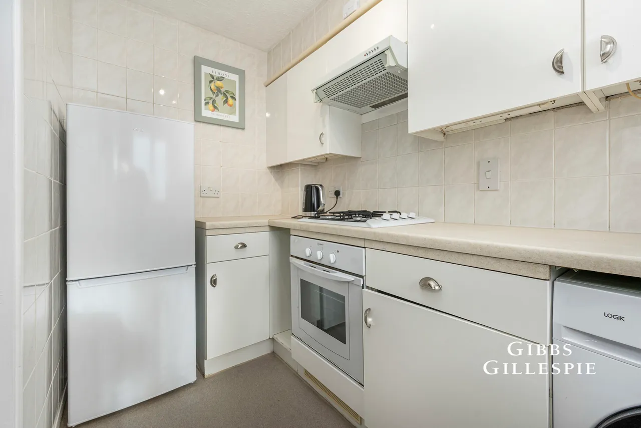 Chamberlain Way, Pinner Fees Apply, HA5, photo 10