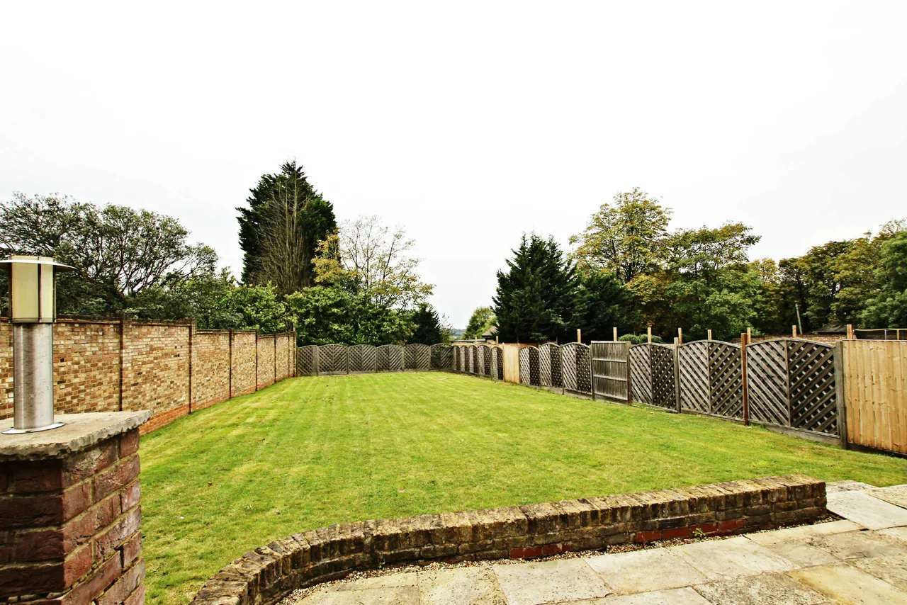 Sandalwood Close, Arkley, Hertfordshire, EN5 3BG, photo 20