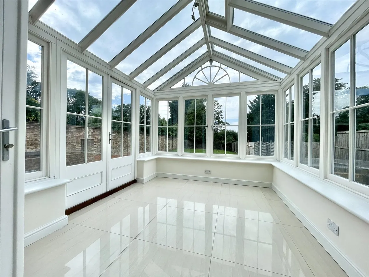Sandalwood Close, Arkley, Hertfordshire, EN5 3BG, photo 6