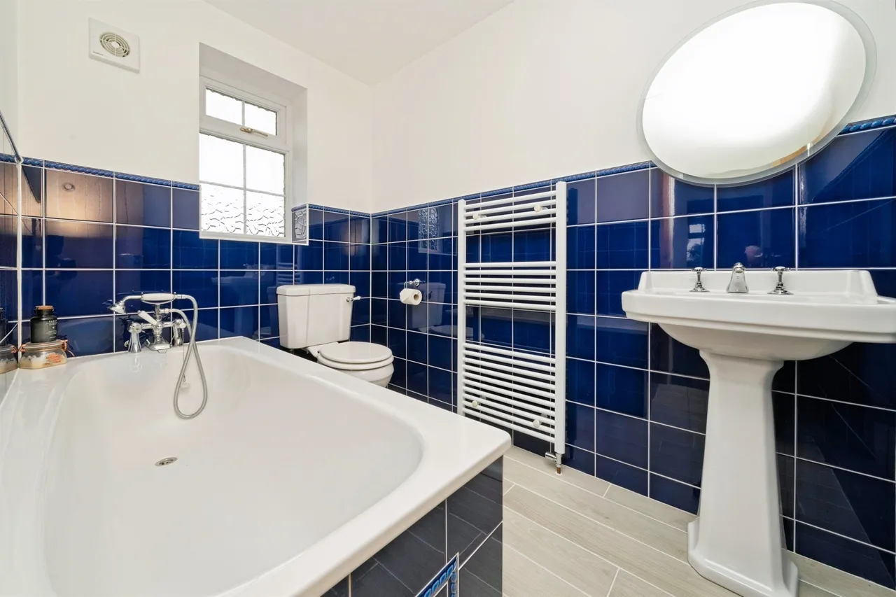 Thorns Drive, Greasby, CH49, photo 17