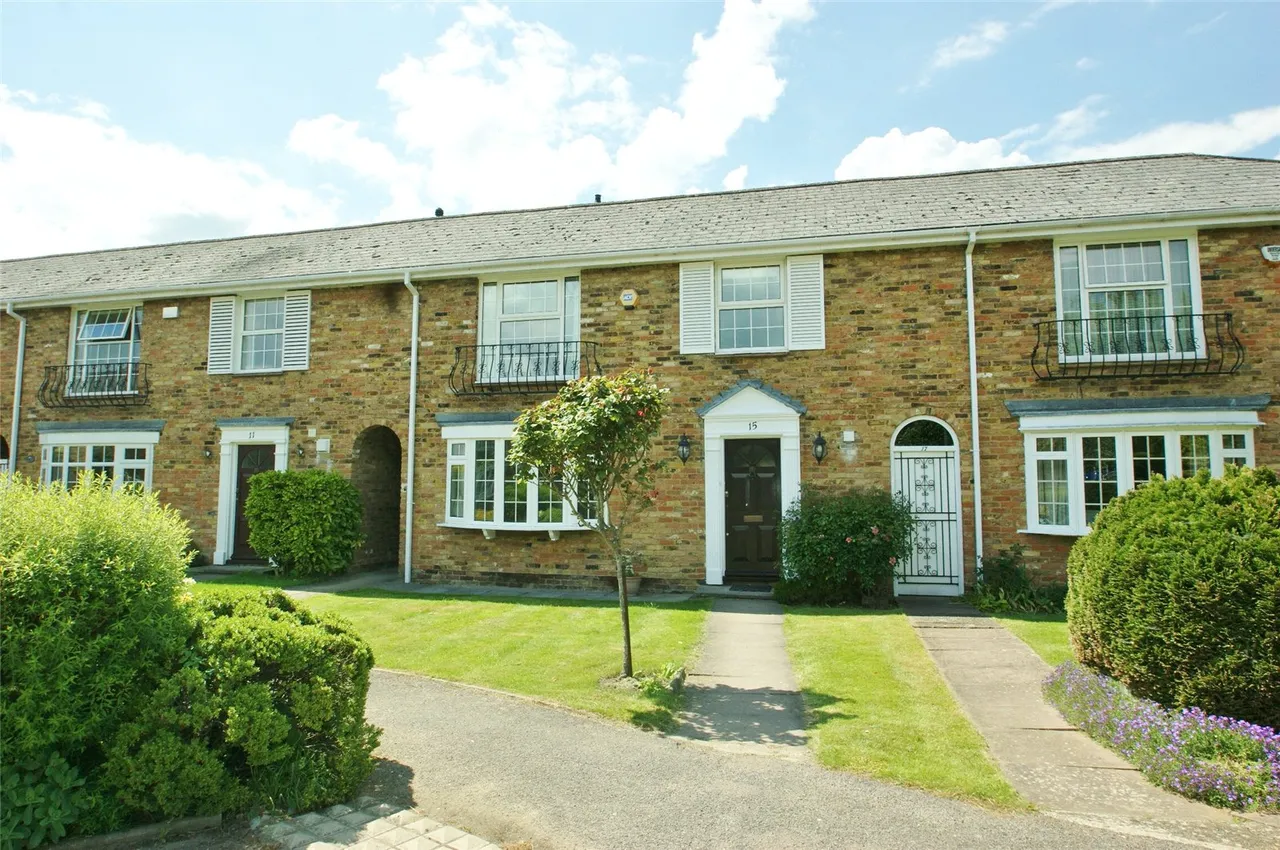 3 bed west common close, gerrards cross, buckinghamshire,sl9 to rent, Gerrards Cross, Buckinghamshire