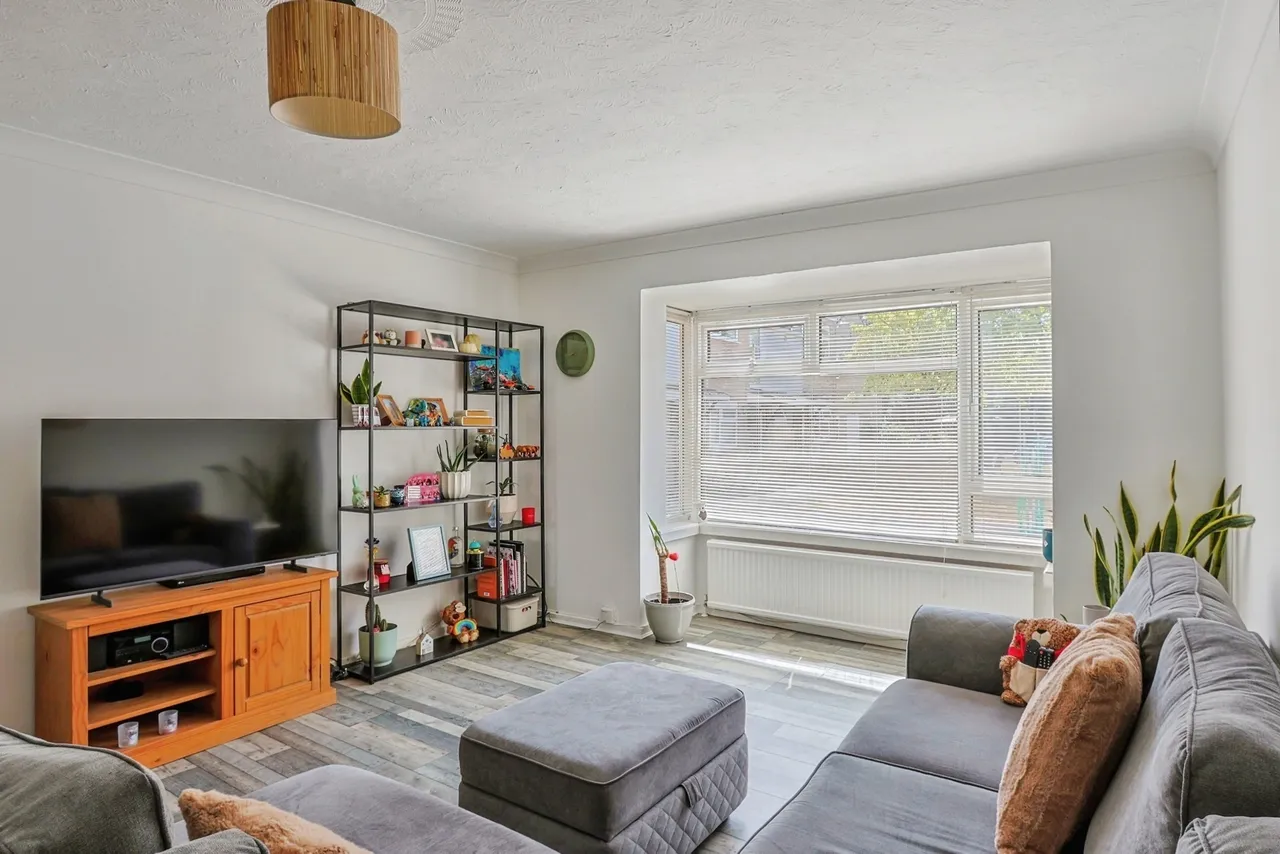 Simmonds Close, Poole, BH15, photo 6