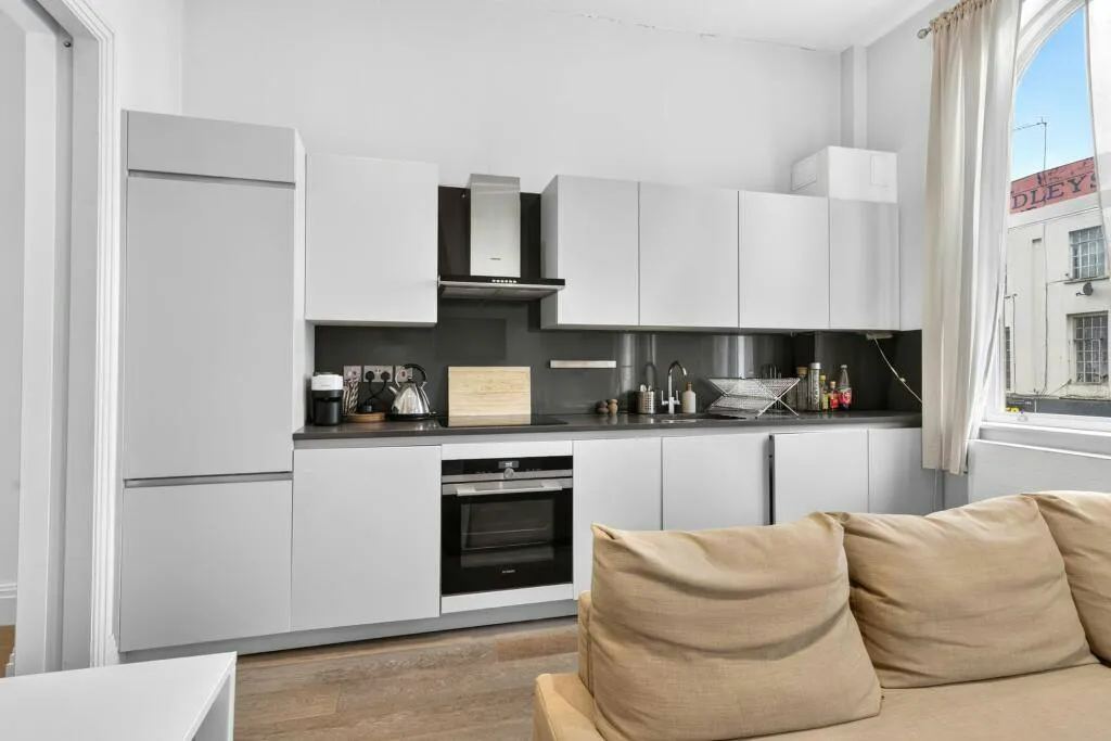 Alvington Crescent, London, E8, photo 10