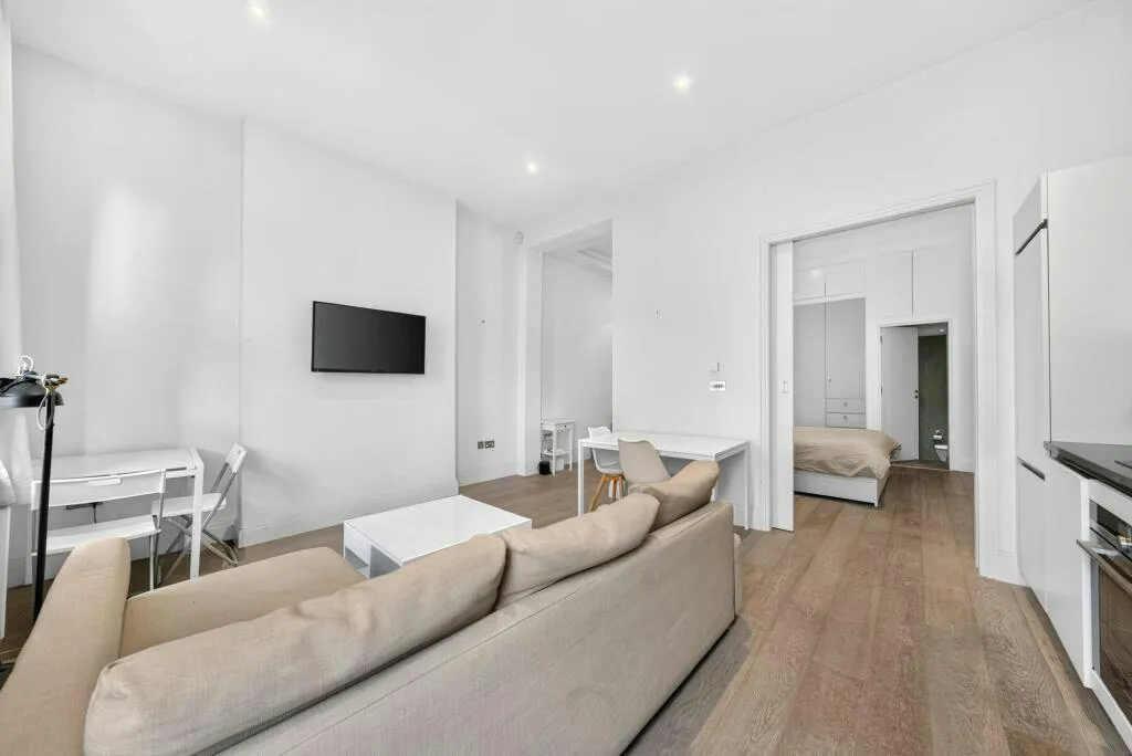 Alvington Crescent, London, E8, photo 11