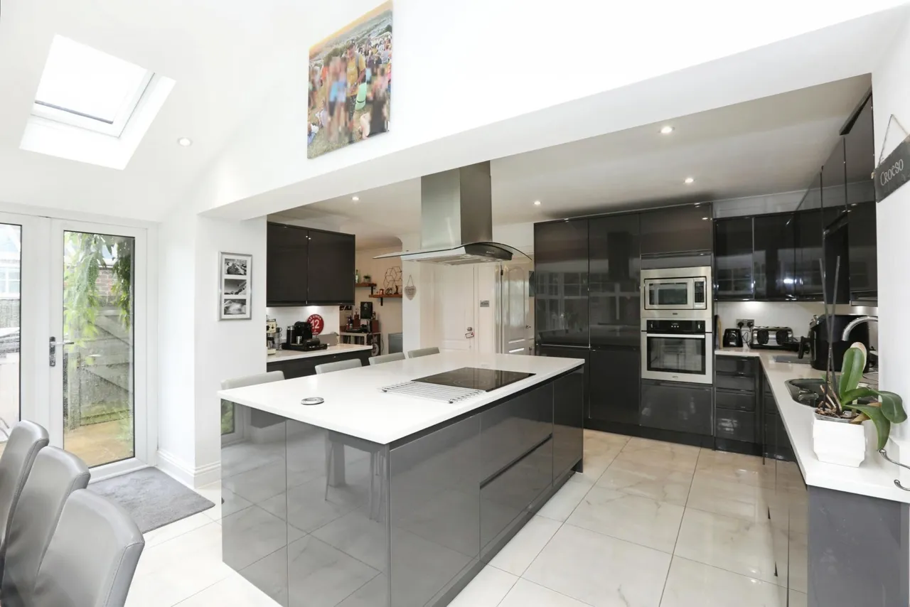 The Oaks, Burgess Hill, RH15, photo 5