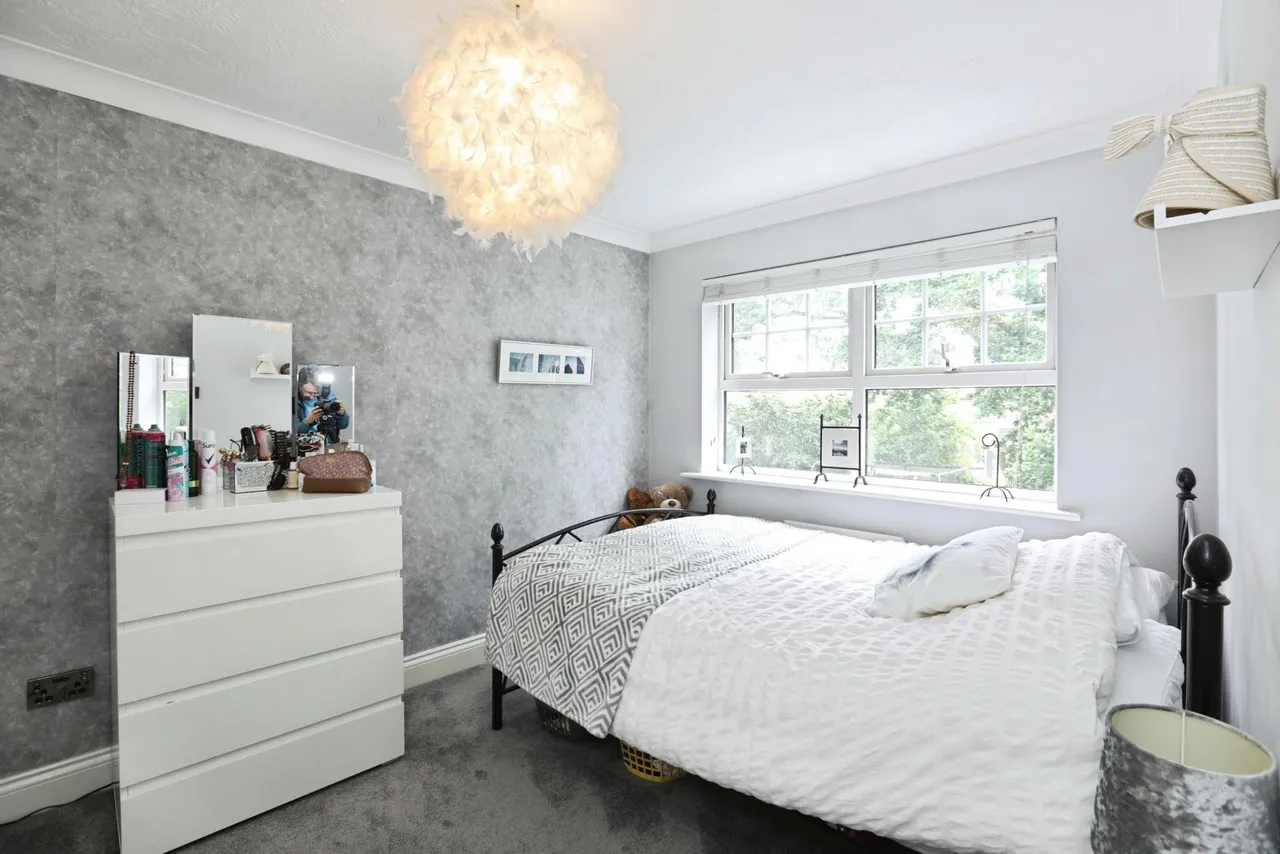 The Oaks, Burgess Hill, RH15, photo 16