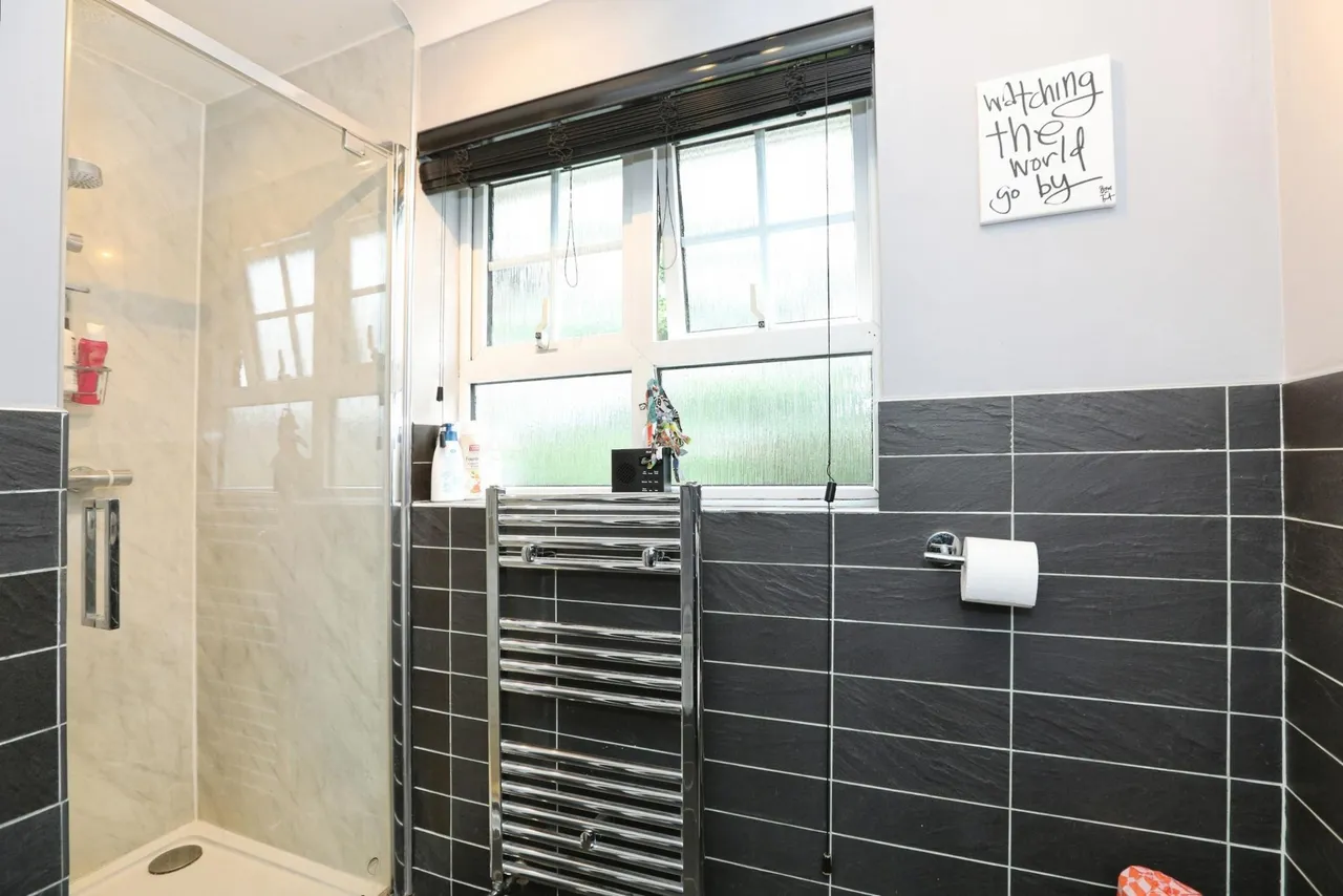 The Oaks, Burgess Hill, RH15, photo 14