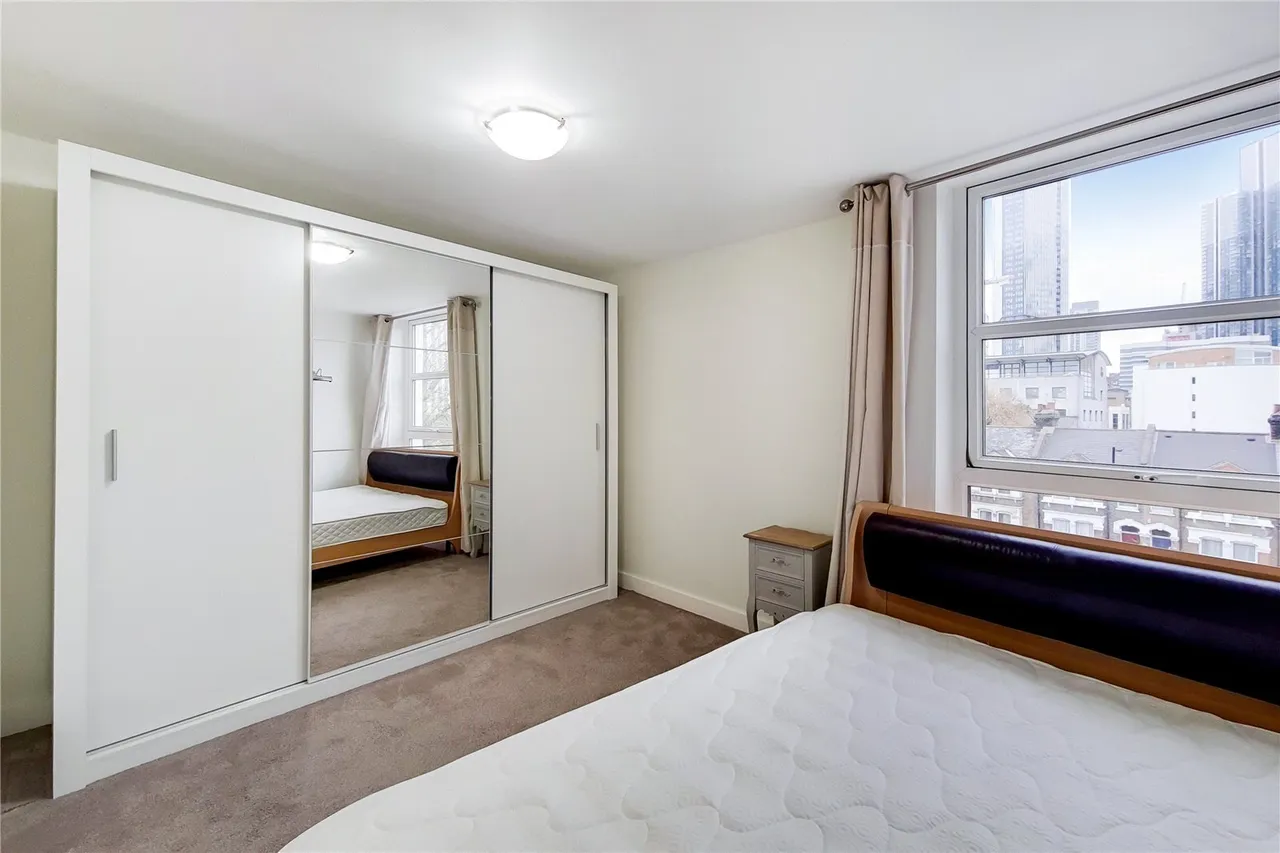 Manchester Road, London, E14, photo 9