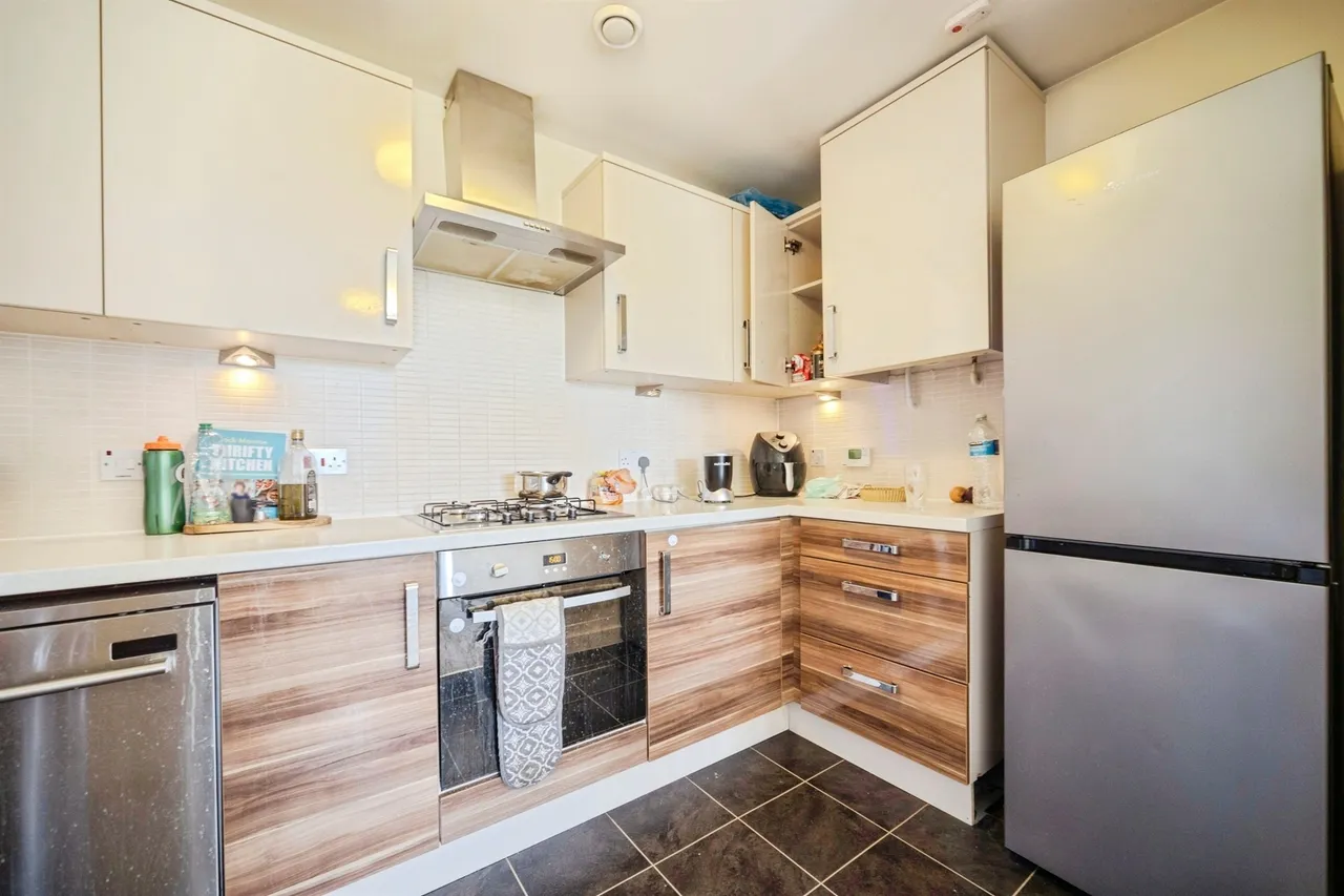 Millward Drive, Bletchley, MK2, photo 2