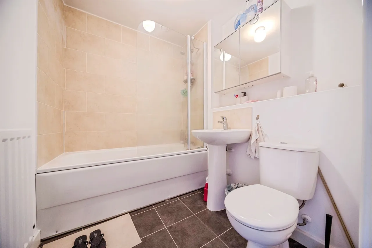 Millward Drive, Bletchley, MK2, photo 13