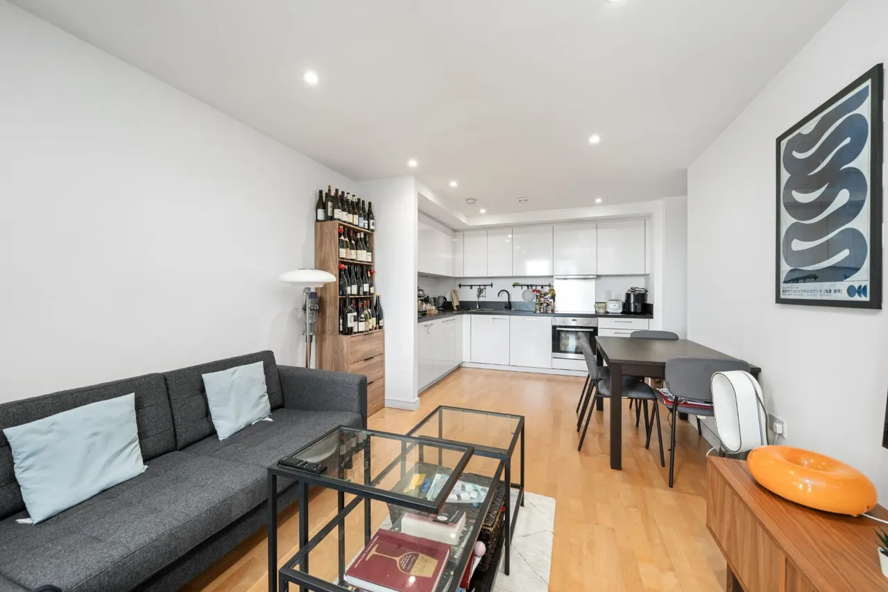 Chartfield Avenue, London, SW15, photo 3