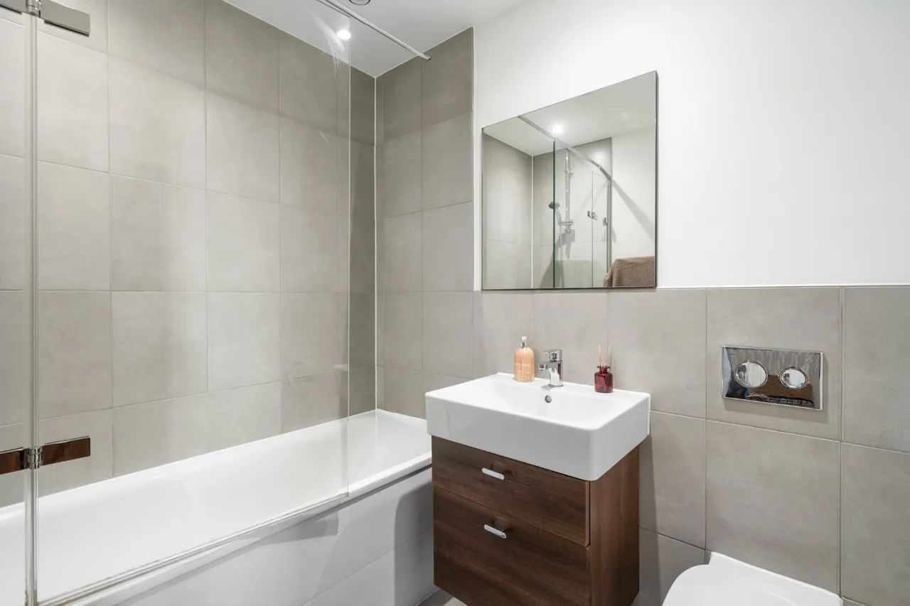 Chartfield Avenue, London, SW15, photo 8