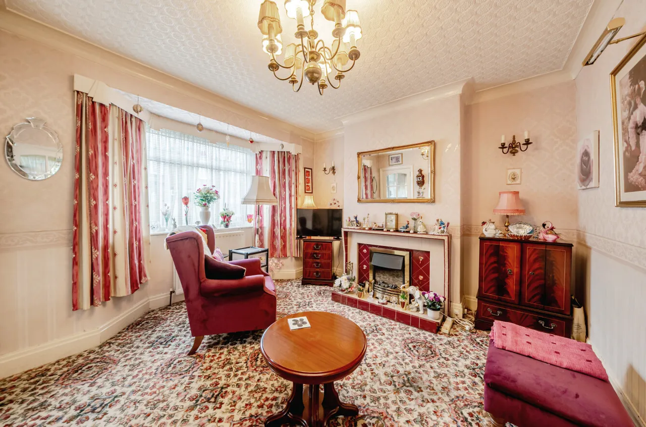 Oaklands Road, Rodley, LS13, photo 2