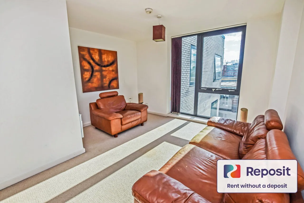 2 bed flat to rent, High Street, Northern Quarter, M4