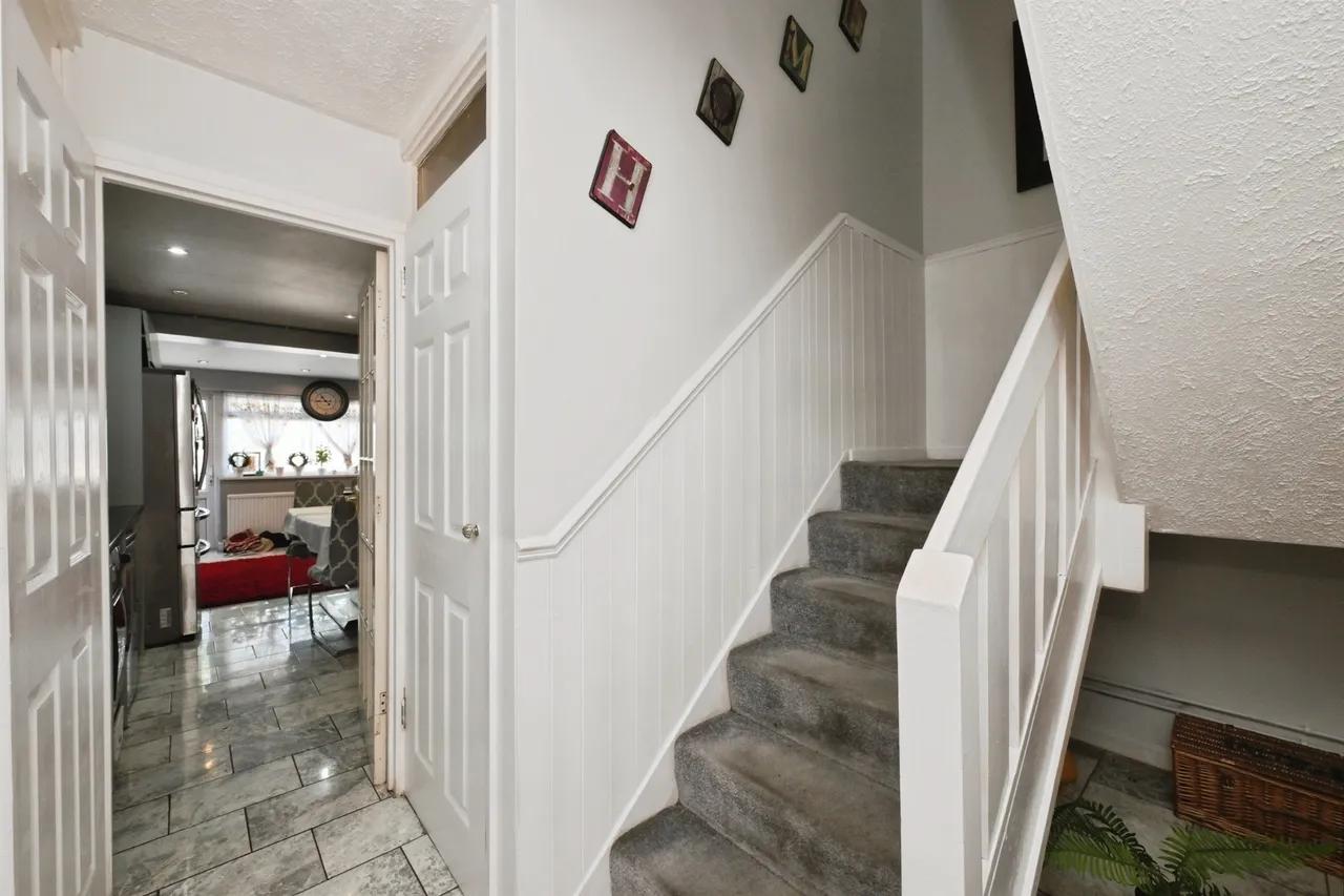 Newteswell Drive, Waltham Abbey, EN9, photo 14
