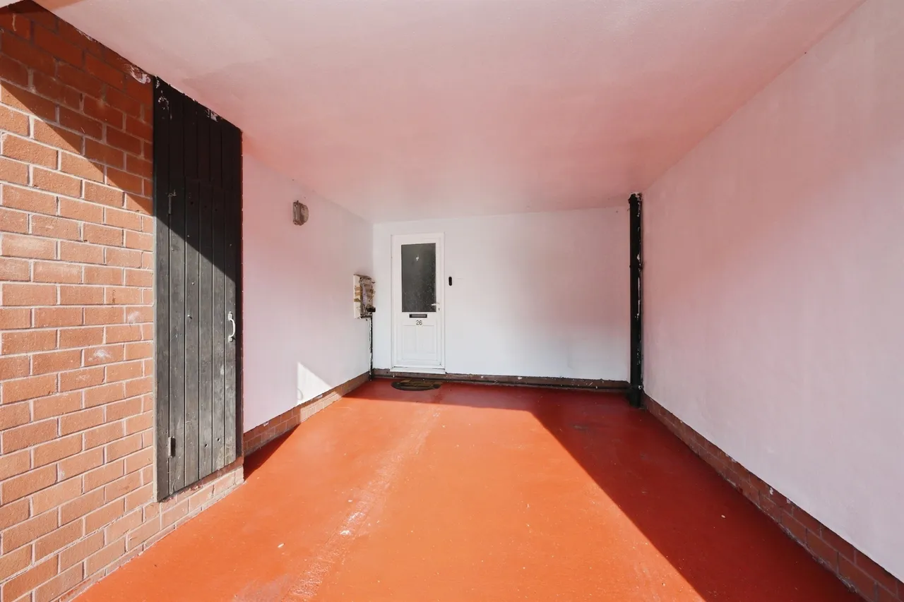 Newteswell Drive, Waltham Abbey, EN9, photo 13