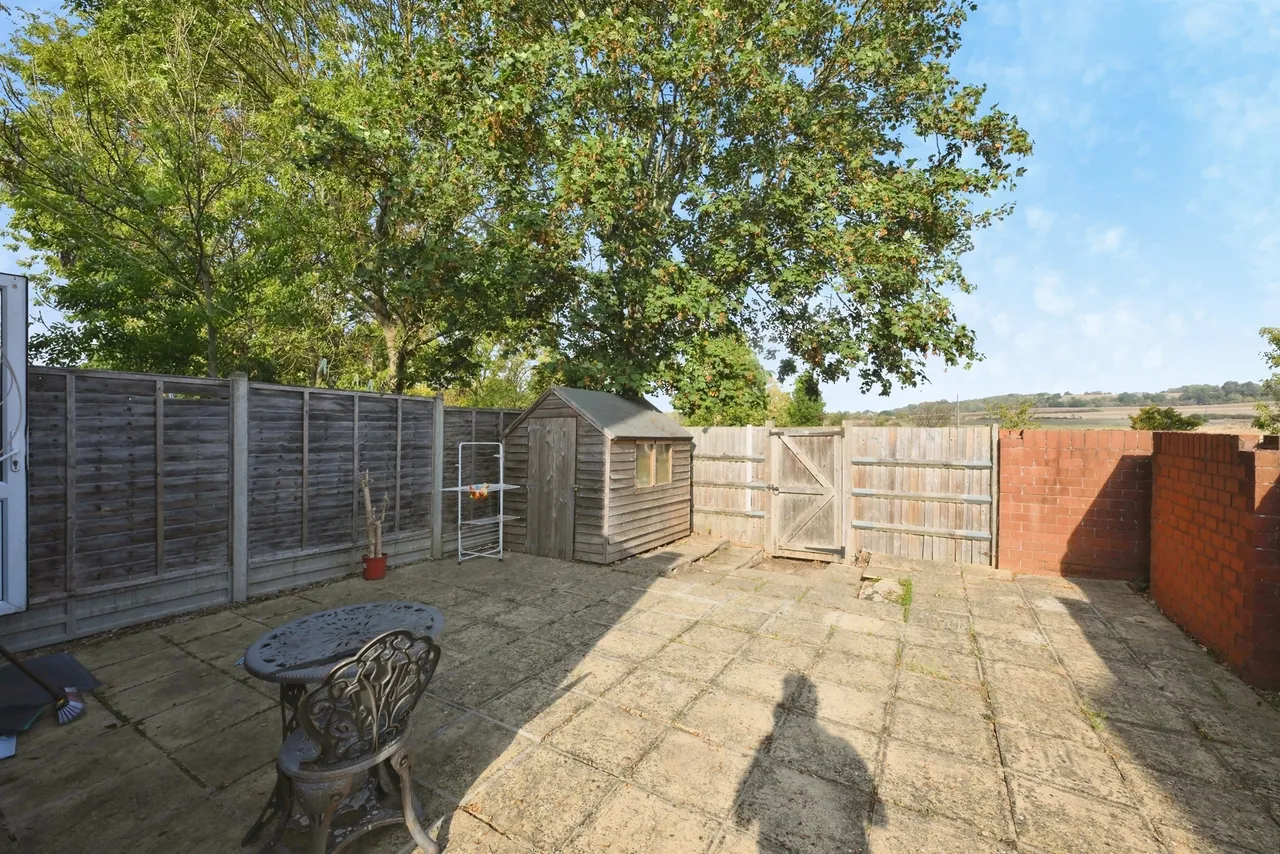 Newteswell Drive, Waltham Abbey, EN9, photo 15