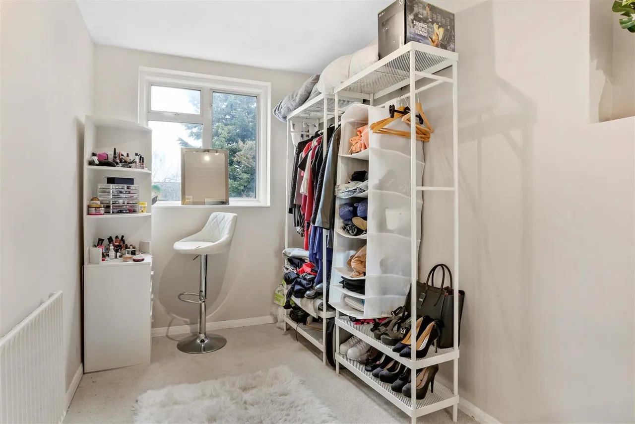 Hilbert Road, Cheam, SM3, photo 22