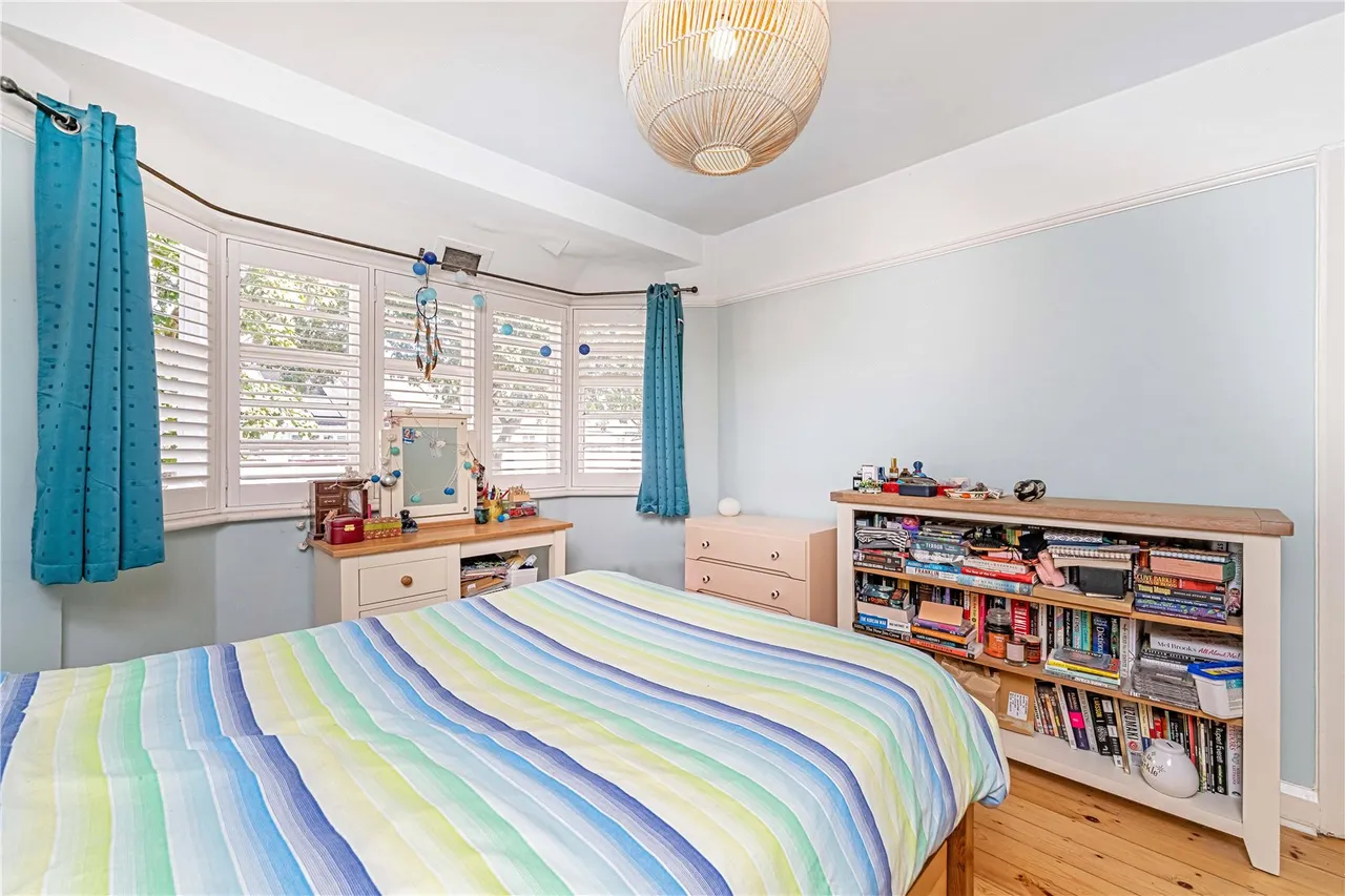 Craneford Way, Twickenham, TW2 7SB, photo 8