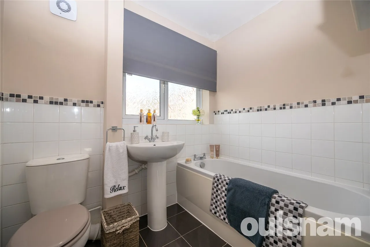 Chedworth Close, Birmingham, West Midlands, B29 4LS, photo 13