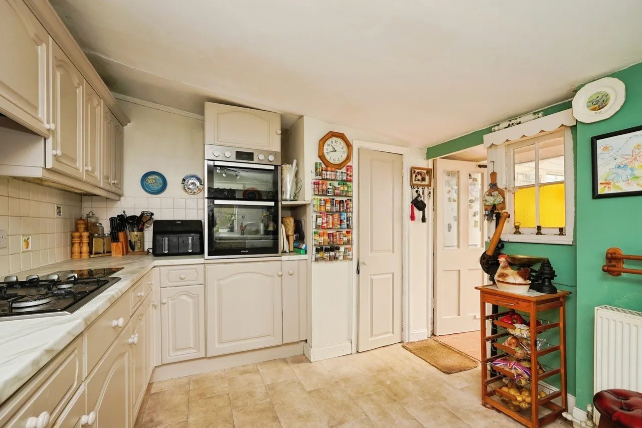 Pay Street, Densole, Folkestone, Kent, CT18, photo 4