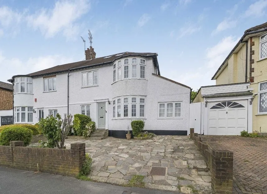 4 bed house for sale, Longmore Avenue, Barnet, EN5