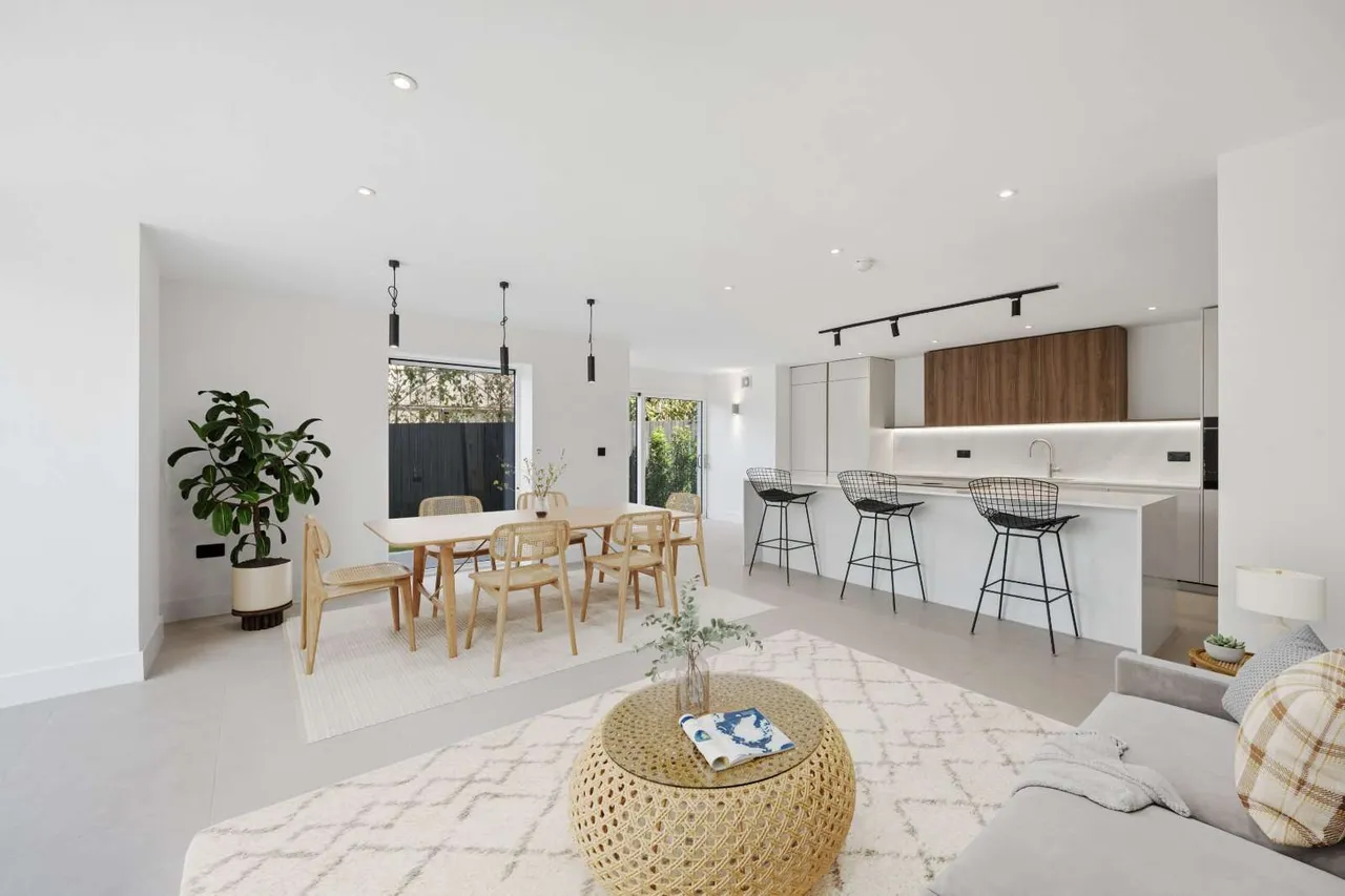 Little Stanneylands Road, Wilmslow, SK9, photo 8