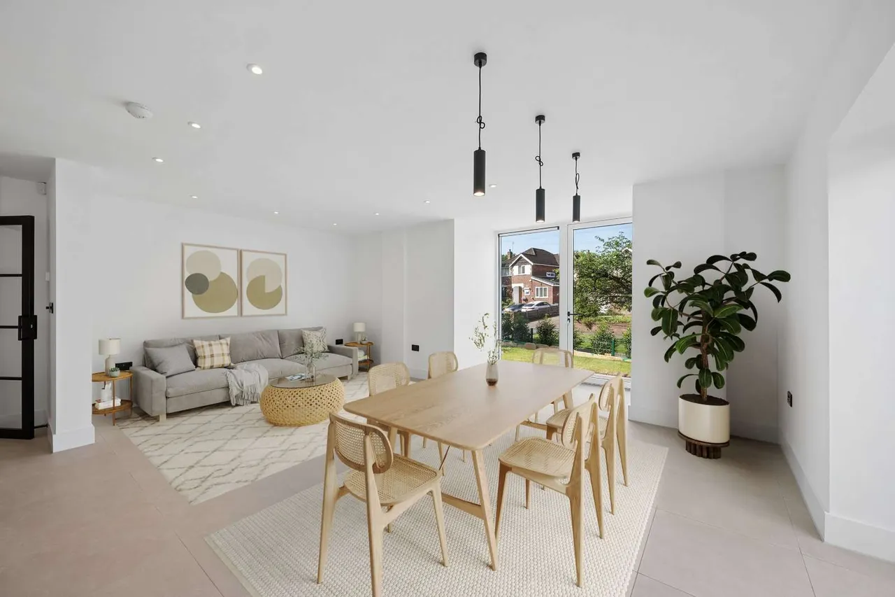 Little Stanneylands Road, Wilmslow, SK9, photo 7
