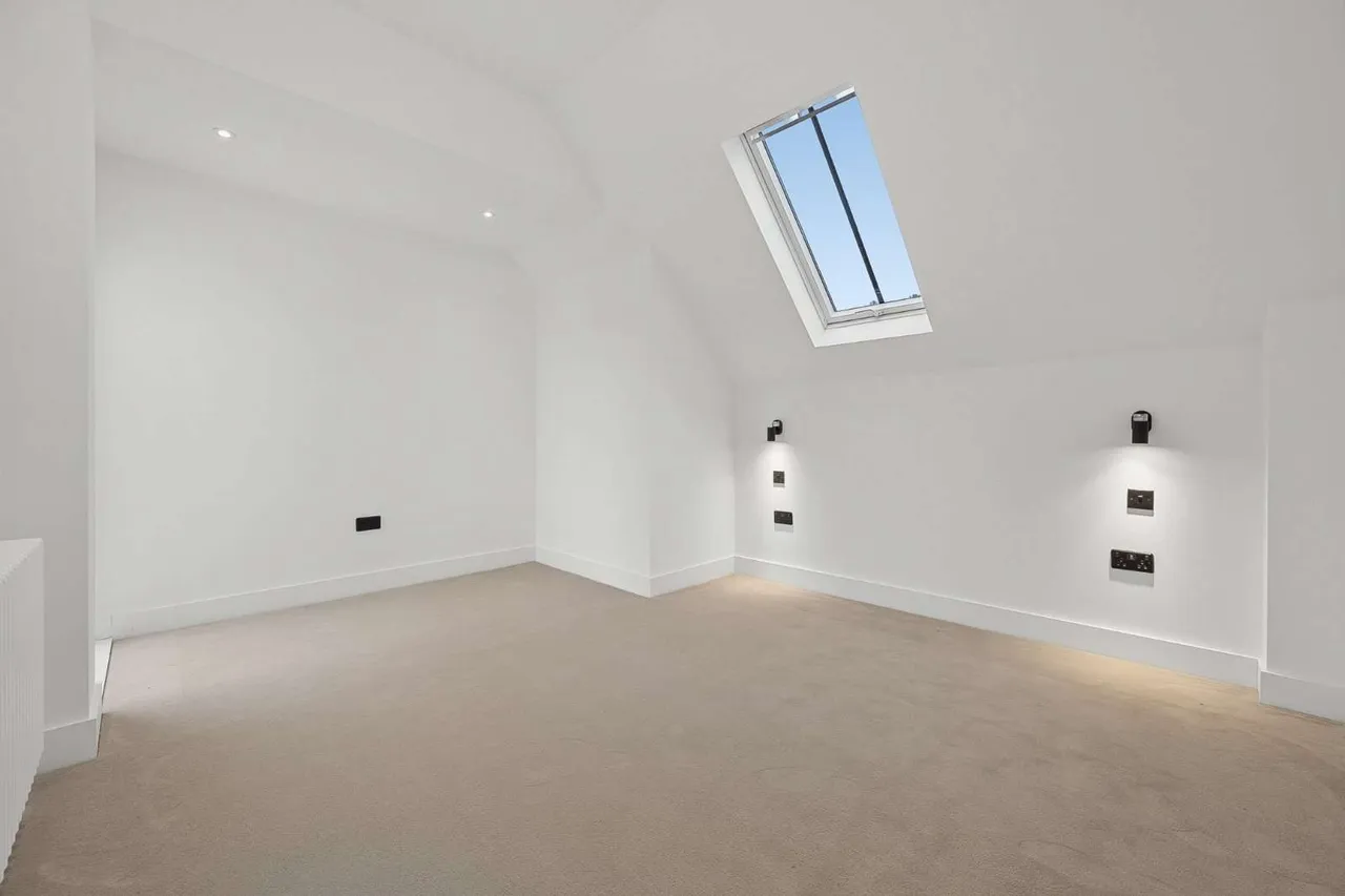 Little Stanneylands Road, Wilmslow, SK9, photo 20