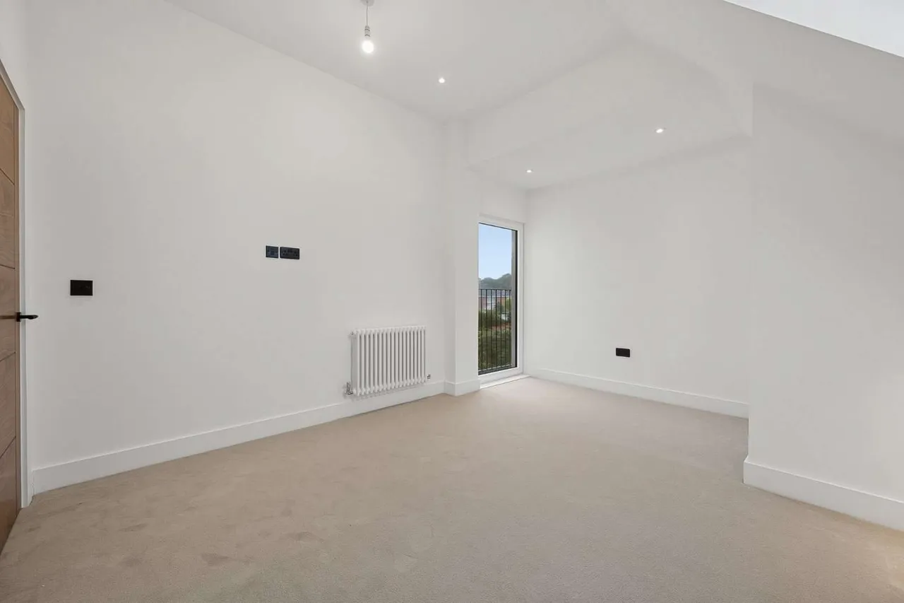 Little Stanneylands Road, Wilmslow, SK9, photo 19