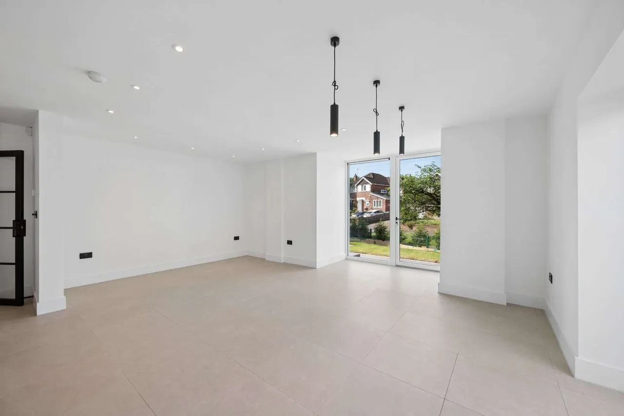 Little Stanneylands Road, Wilmslow, SK9, photo 12