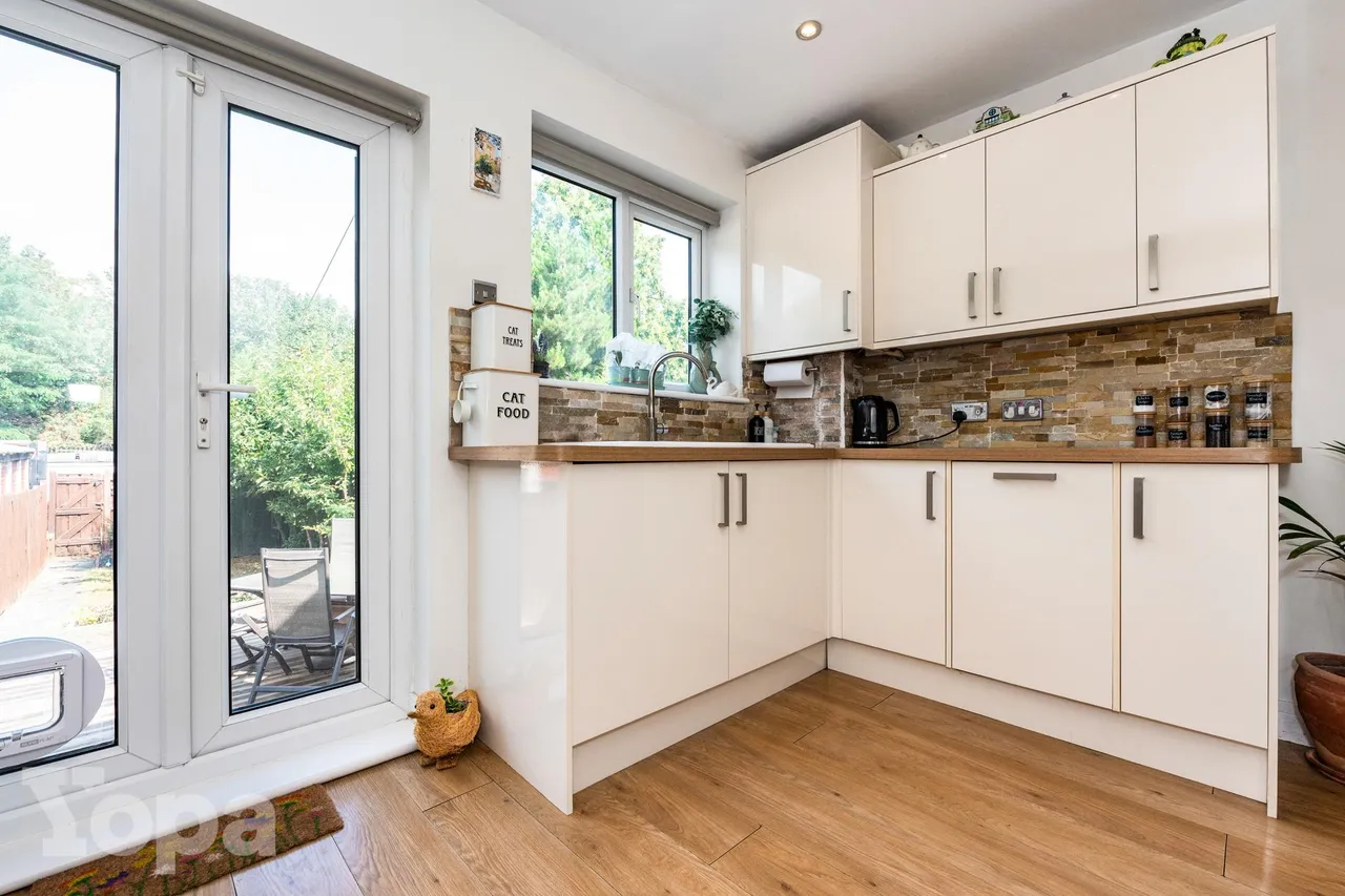 Parkside Avenue, Bexleyheath, DA7, photo 10