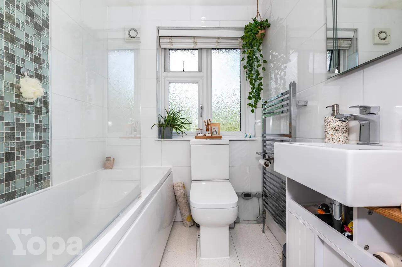 Parkside Avenue, Bexleyheath, DA7, photo 14
